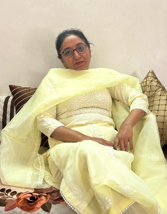 Dr Neeru Bala